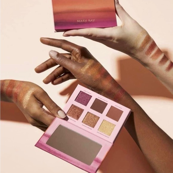 MARY KAY WARM HUES EYE SHADOW PALETTE~NIB~LIMITED EDITION! - Picture 3 of 6